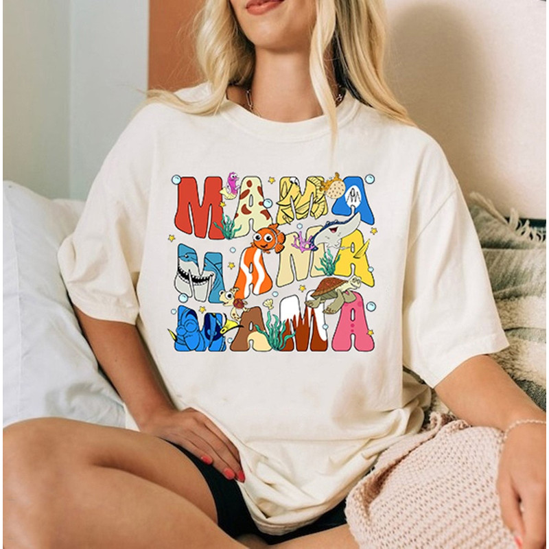 Disneyland Mama Finding Nemo Sweatshirt, Disneyworld Finding Nemo Mother.jpg