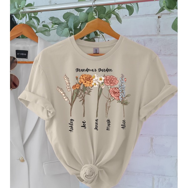 Grandma Custom Birth Flowers and Names Shirt, Custom Mothers Day Gift,.jpg