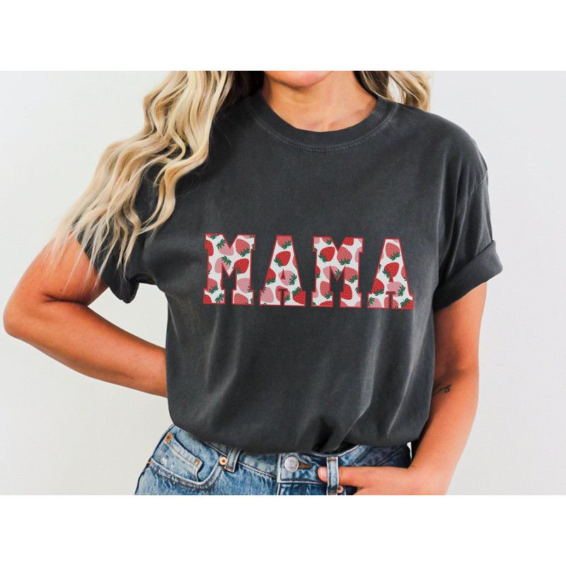 Strawberry Shirt for Mom, Mama Strawberry Comfort Colors Tshirt, Mothe.jpg