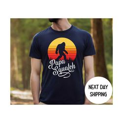 funny papa shirt , papa squatch shirt, papa bigfoot shirt , fathers day gift shirt, gift for papa , christmas gift ,comf