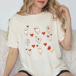 comfort colors valentines day ghost sweatshirt, ghosts with hearts valentine tee, be my boo valentines tee, valentines d