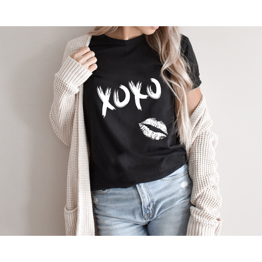 Valentines Hugs and Kisses Shirt, Valentines Shirt, Hugs and Kisses Tee, Valentines Tee, Valentine Party, Valentines Couple, Valentines Gift.jpg