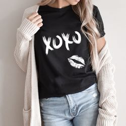 valentines hugs and kisses shirt, valentines shirt, hugs and kisses tee, valentines tee, valentine party, valentines cou