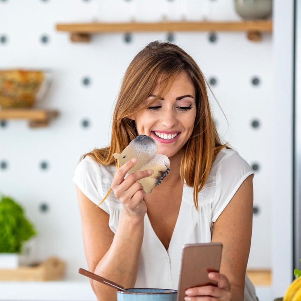 Chubby Capybara Squeeze Toy – Super Soft Sensory Toy for Anxiety Relief