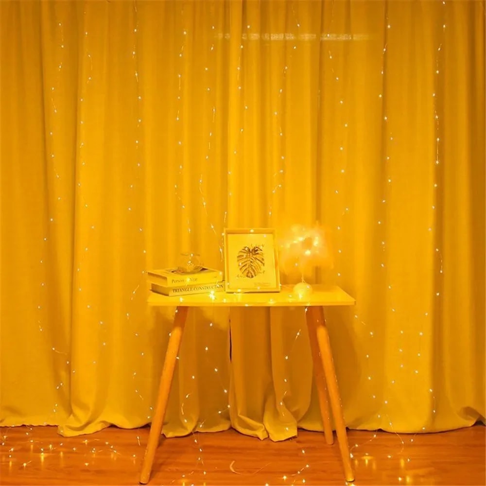 LED Curtain Lights with Remote Control – USB Powered Holiday Christmas Decorations for Home, Wedding & Party