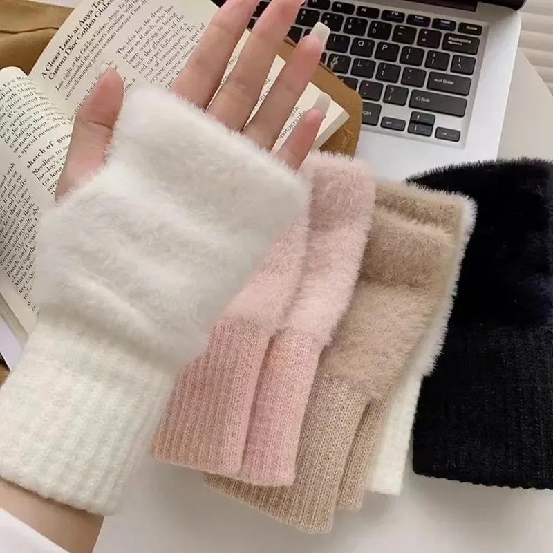Fashionable Half Finger Gloves For Women Soft Warm Luxurious Winter Plush Knitted Fingerless Glove 0