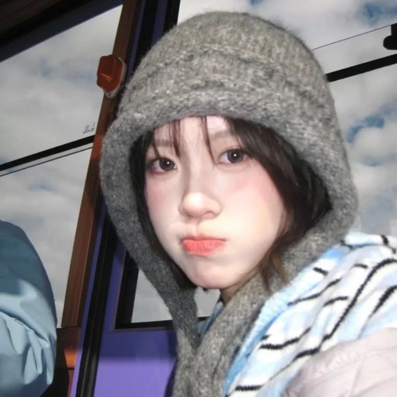 Windproof Knitted Cap With Ear Flaps For Women Warm Bomber Hat For Winter Protection 3