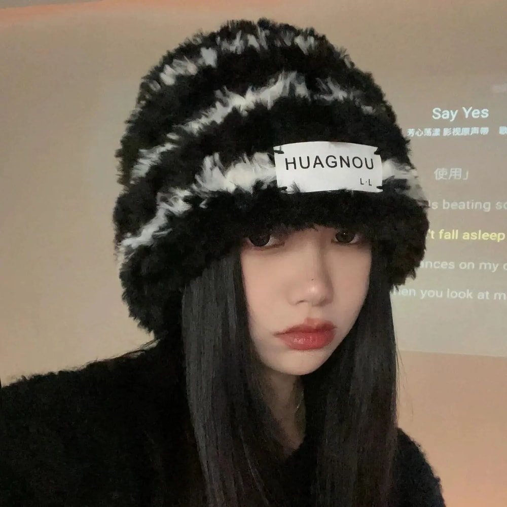 Winter Slouchy Beanie Hat for Hiking, Skiing & Outdoor Activities – Windproof & Thermal Ear Protection