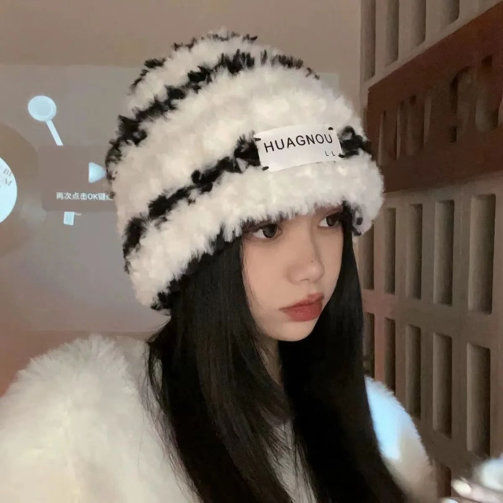 Winter Slouchy Beanie Hat for Hiking, Skiing & Outdoor Activities – Windproof & Thermal Ear Protection