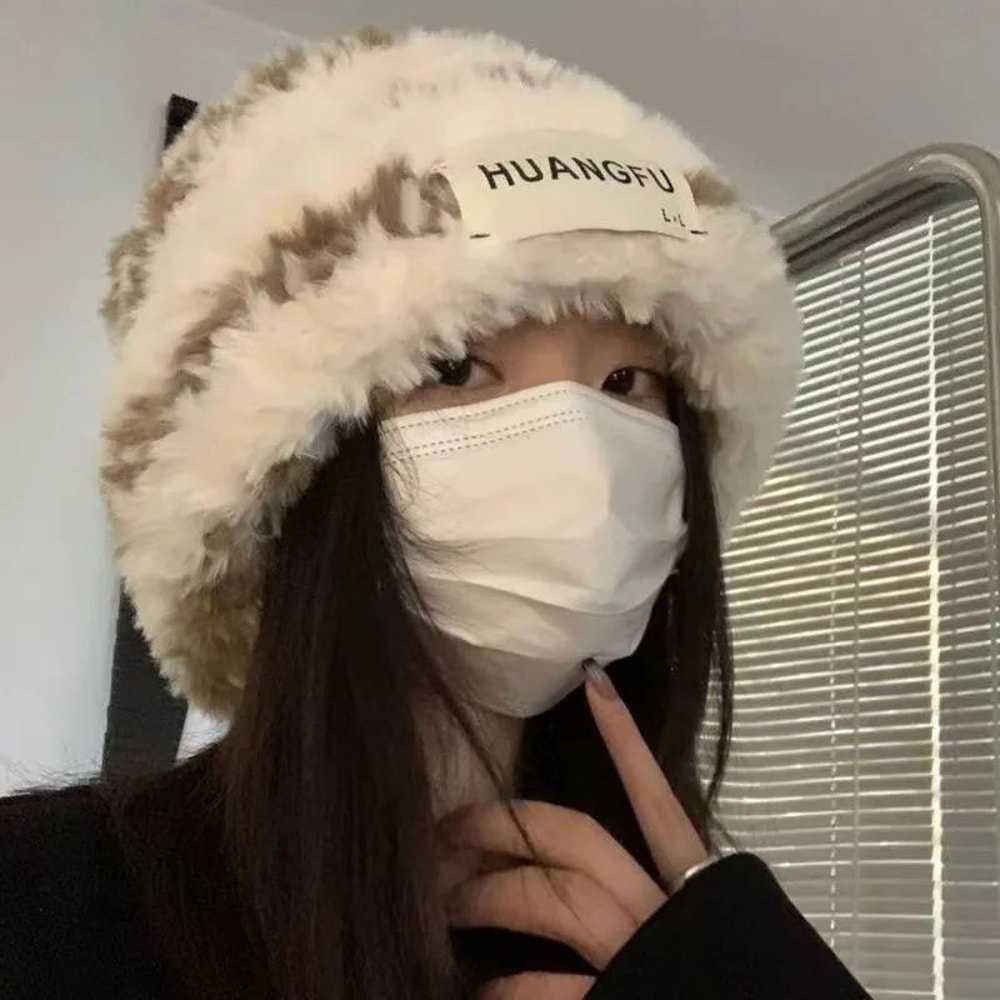 Winter Slouchy Beanie Hat for Hiking, Skiing & Outdoor Activities – Windproof & Thermal Ear Protection