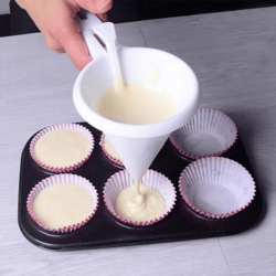 adjustable hand-held baking funnel - liquid dispenser for cakes, cupcakes & more