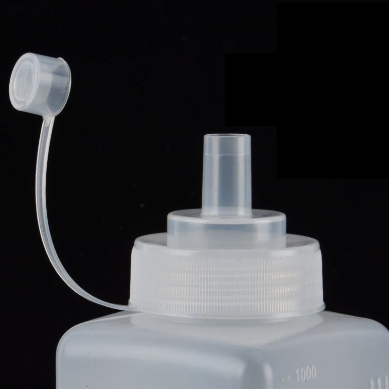 Squeeze Condiment Bottle with Lid Plastic Squeeze Bottle for Jam, Salad Dressing, and Sauces Kitchen Storage