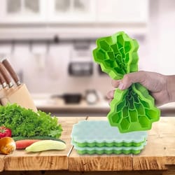 large-capacity silicone ice cube tray with lids, honeycomb mold for easy ice & popsicle making, food-grade reusable
