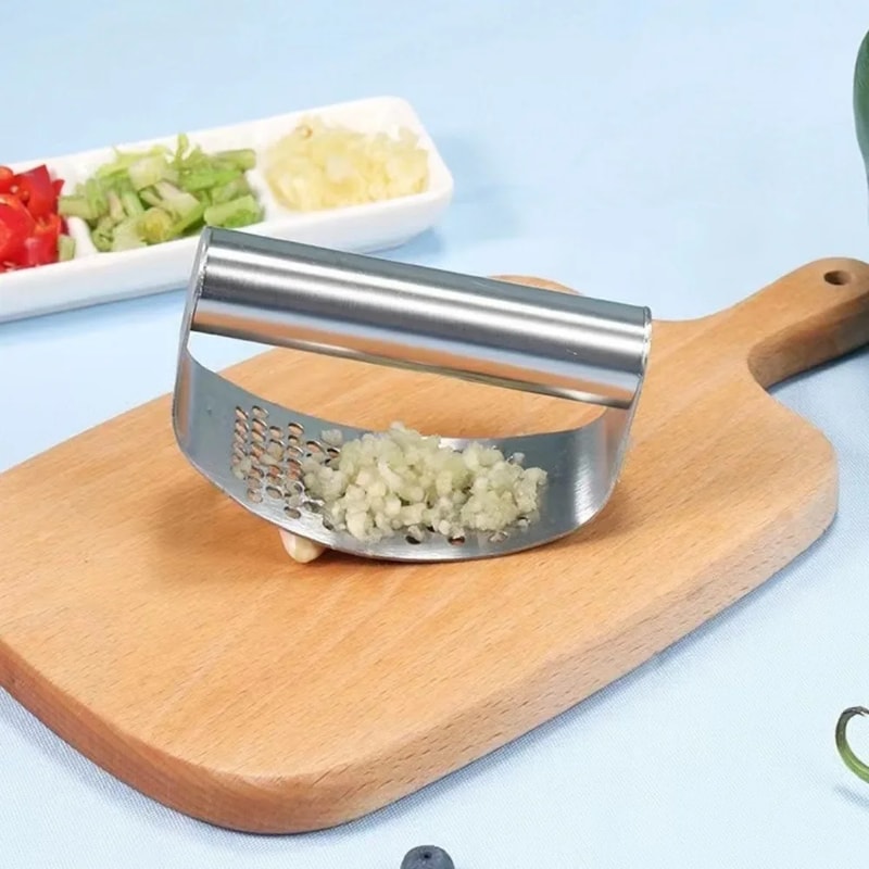 Manual Stainless Steel Garlic Mincer Effortless Garlic Press For Kitchen Use 1