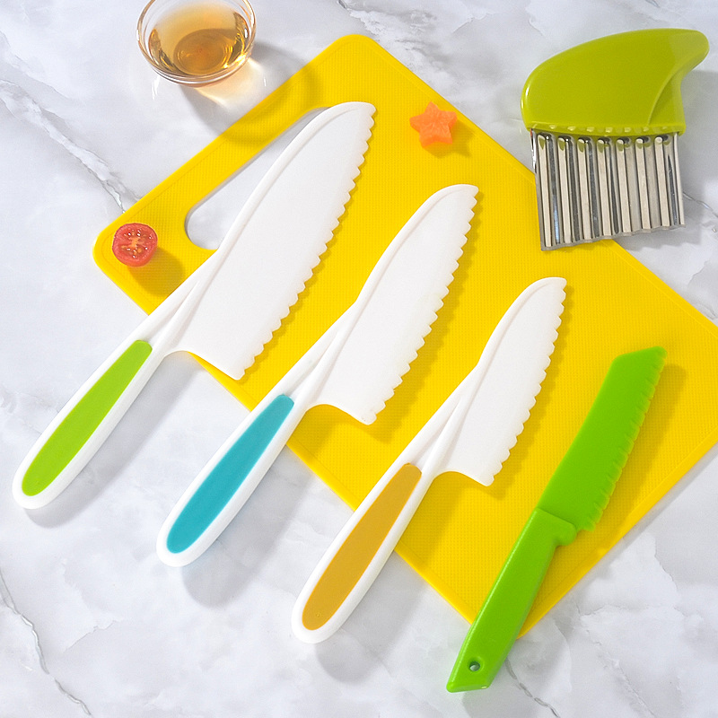 Plastic Knife Set for Kids - Safe Fruit & Vegetable Cutting Toy Knife Set