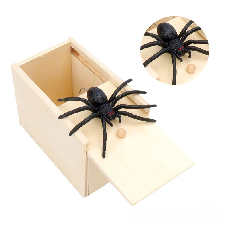 Prank Spider Scare Box Funny Halloween Trick Toy