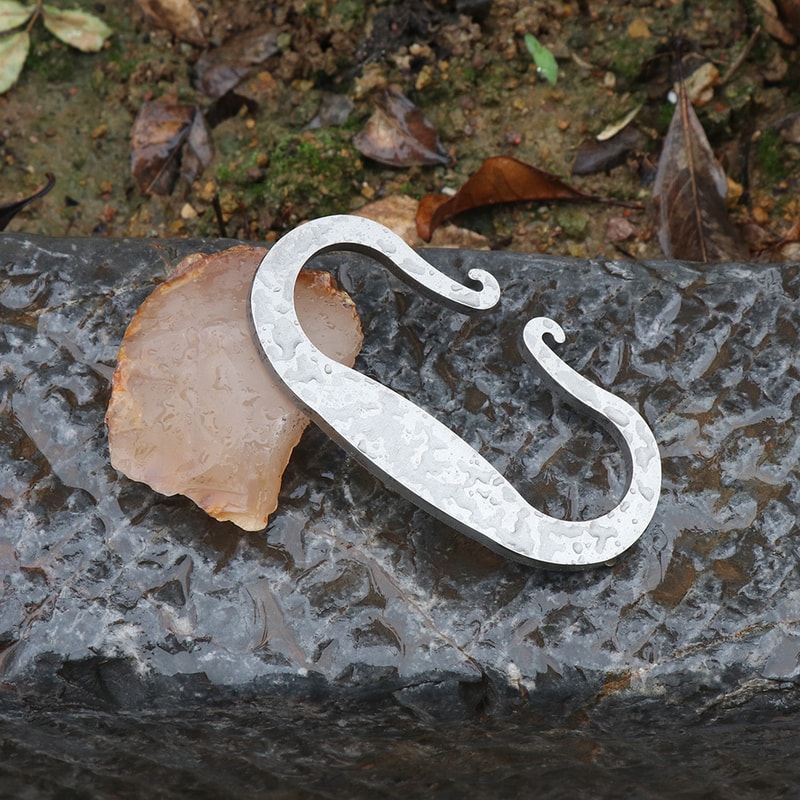 Lightweight Survival Fire Sickle Durable Outdoor Fire Starter Tool