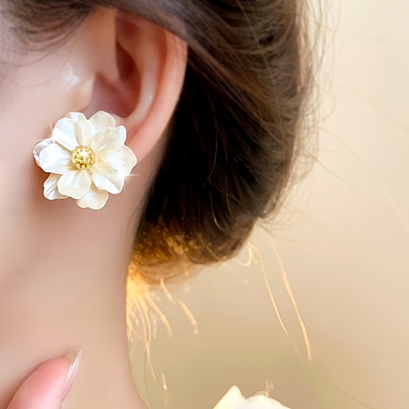 Camellia Flower Earrings Elegant Floral Stud Earrings for Weddings and Everyday Style