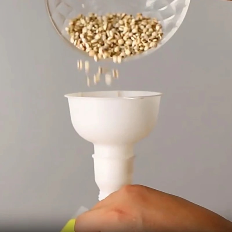 Adjustable Kitchen Funnel Set for Bottles, Jars & Grains Filling