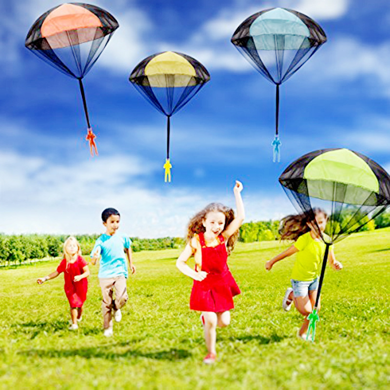 Hand Throw Parachute Toy for Kids Outdoor Flying Fun Tangle Free Play
