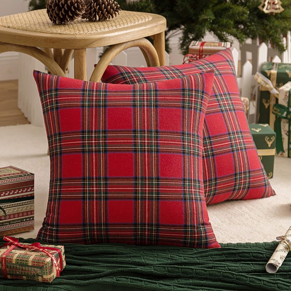 Rustic Christmas Pillow Covers Plaid Checkered Cushion Cases for Cozy Holiday Sofa Decor