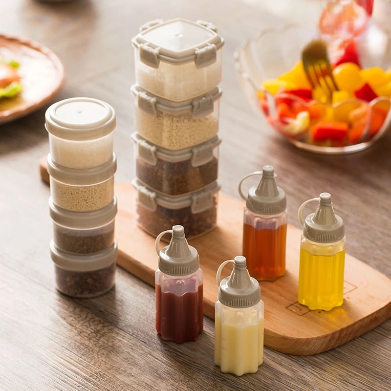 Portable Mini Condiment Squeeze Bottles Set Of 4 For BBQ Picnic Travel 2