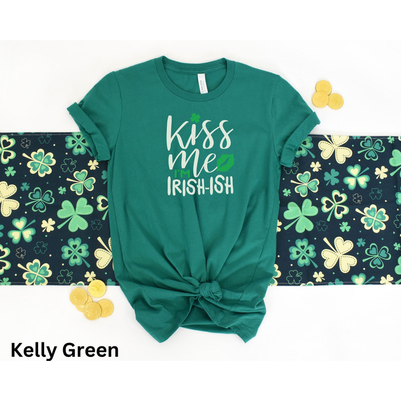 Saint Patricks St paddys day funny trendy ladies Kiss Me Im Irish Unisex Jersey Short Sleeve Tee T-Shirt.jpg