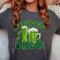 beer lovers drinking crew st pattys day comfort oversized t-shirt, beer drinking pub crawl st patricks day shirt, beer d