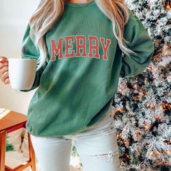 Retro Merry Comfort Colors Sweatshirt, Retro Merry Christmas Oversized Crewneck, Oversized Holiday Sweater