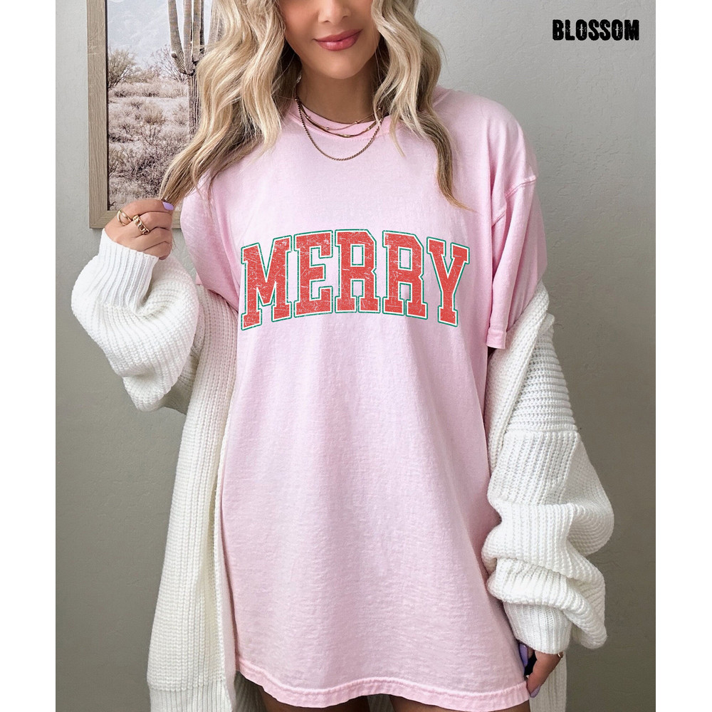Retro Merry Oversized Shirt, Merry Christmas Shirt, Retro Merry Christmas Shirt 2.jpg