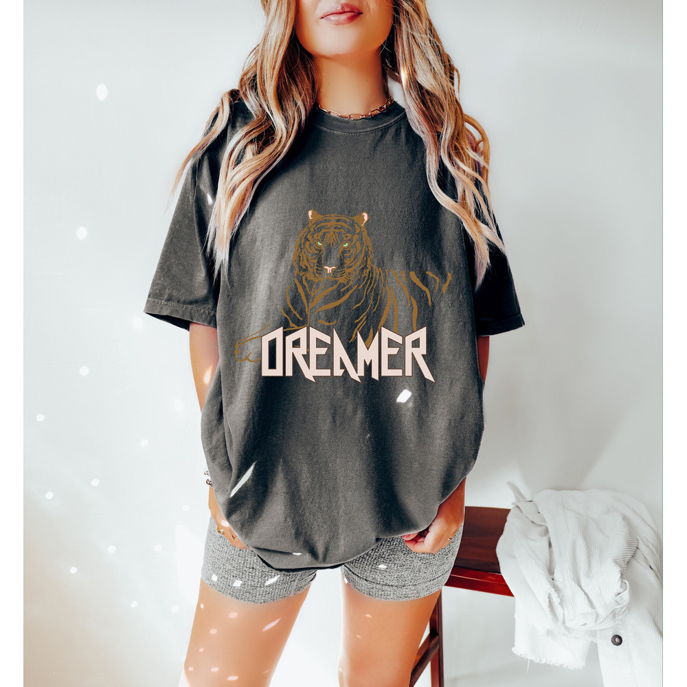 Tiger Dreamer Oversized TShirt, Comfort Colors Tshirt, Graphic Tees For Women.jpg