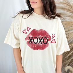 cute xoxo lip kiss shirt valentine shirt, valentines day shirt, valentine shirts for her, valentine day shirts for women