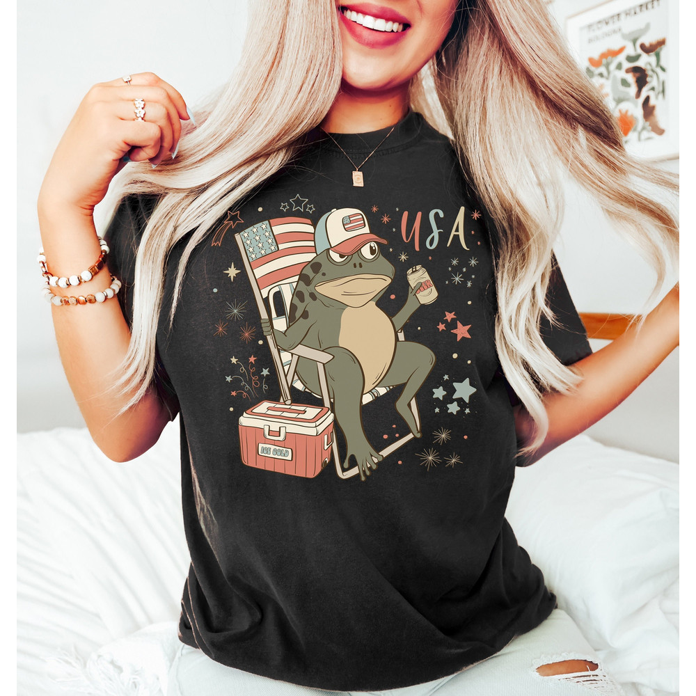 Funny Fourth of July Shirt, USA Graphic Tee, Frog Shirt, Womens Fourth of July Shirt, Independence Shirt, Gift For American, 4th Of July Tee.jpg