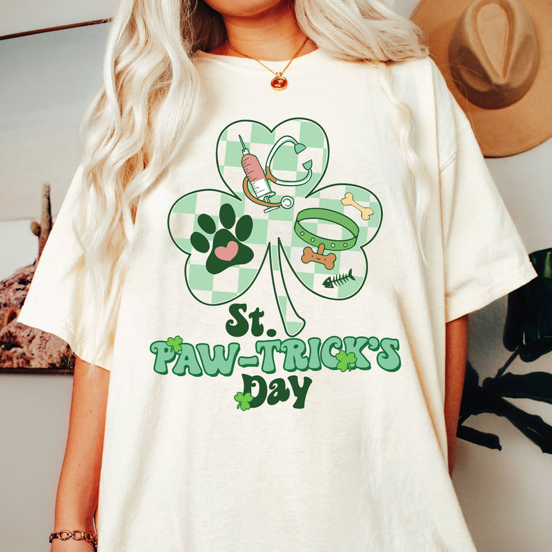 Nurse Shirts,  St. Patrick's Day Vet Technician Nurse Shirts, Vet Tech Nurse Shirts Shamrock T-Shirt Veterinarian Gift, Fur Friends Shirt.jpg