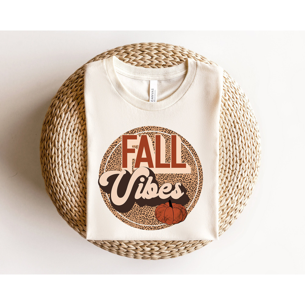 Autumn Sweatshirt, Leopard Fall Sweatshirt, Fall Vibes Shirt, Plus Size Sweatshirt, Fall Gift Tee, Pumpkin Tee.jpg
