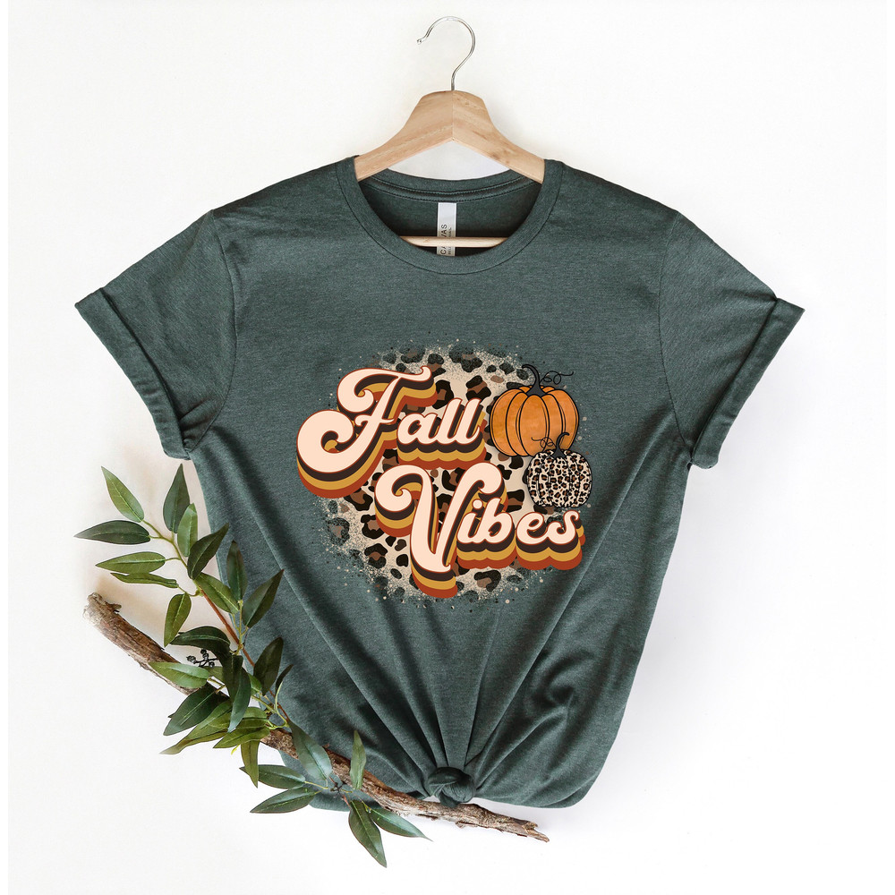 Fall Vibes Shirt, Retro Fall Shirt, Cute Fall T-shirt, Teacher Mom Fall Shirt, Women's Fall Shirt, Gift For Her, Thanksgiving Shirt.jpg