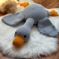 crochet pattern mega hugger goose