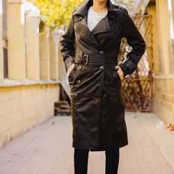 Chic and Timeless Women's Leather Long Coat in Elegant Black - Stylish Outerwear for Every Occasion