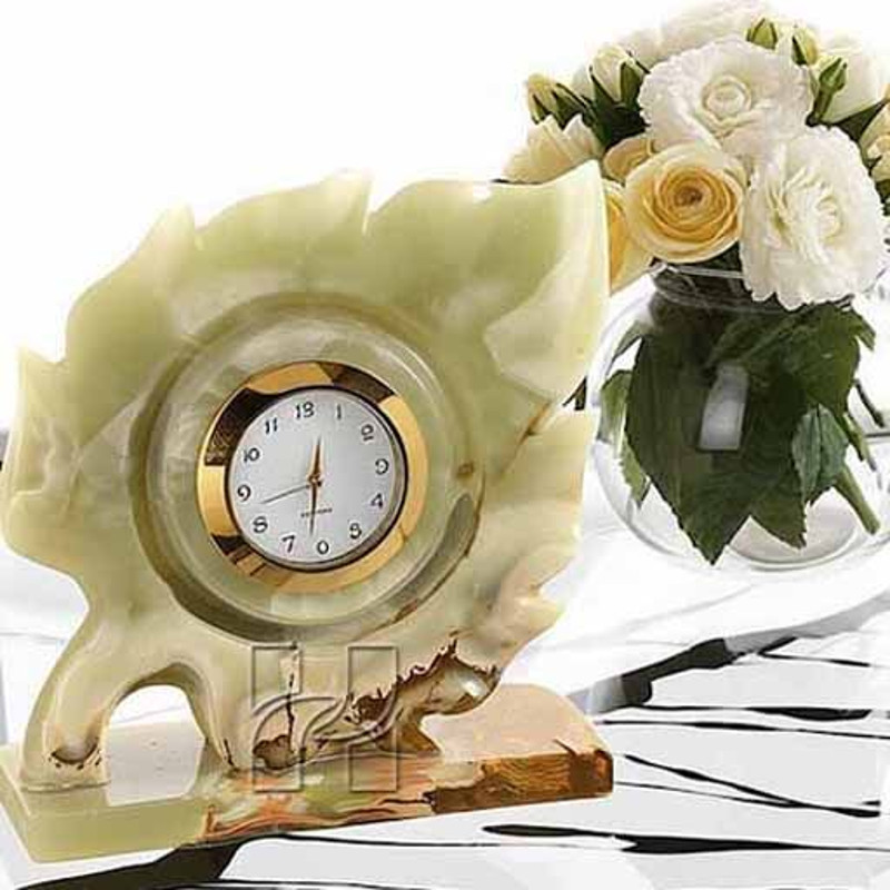 Green Onyx Maple Leaf Desk Clock  Handcrafted Natural Stone Art For Office Or Home 8