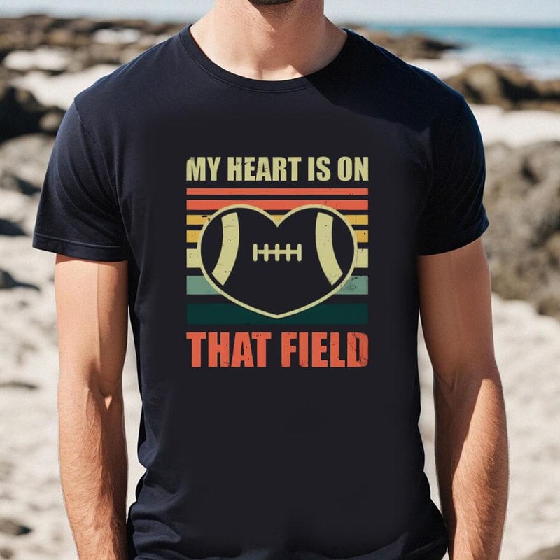 Football Valentines Day Heart Is On The Field Vintage Sport T-Shirt .jpg