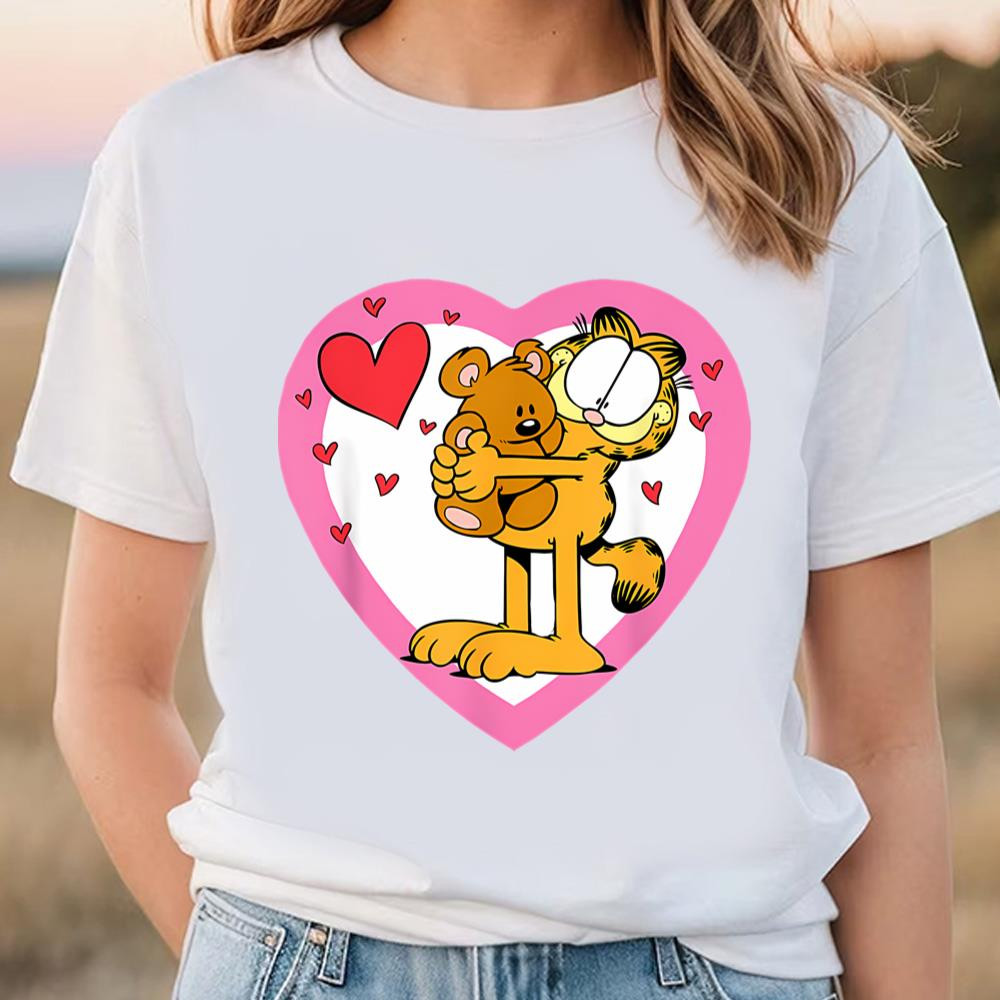 Garfield Hugging Pooky Valentines T-Shirt .jpg