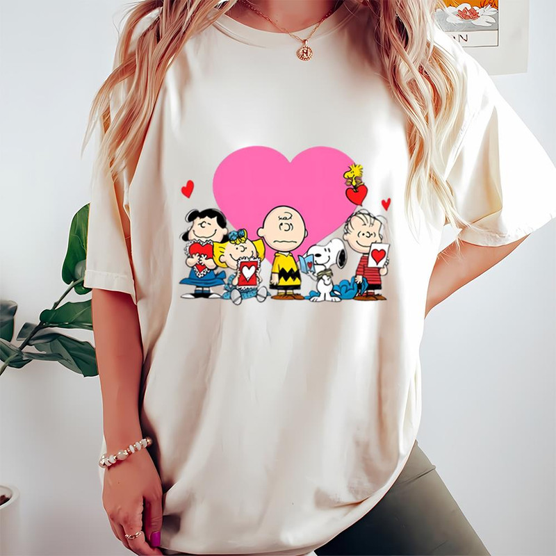 Peanuts Snoopy Valentine Day Sleeve Shirt .jpg