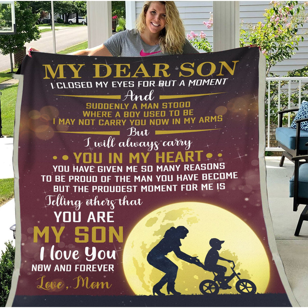 My Dear Son I Closed My Eyes Mom And Son In The Moonlight Sherpa Blanket 1.jpg