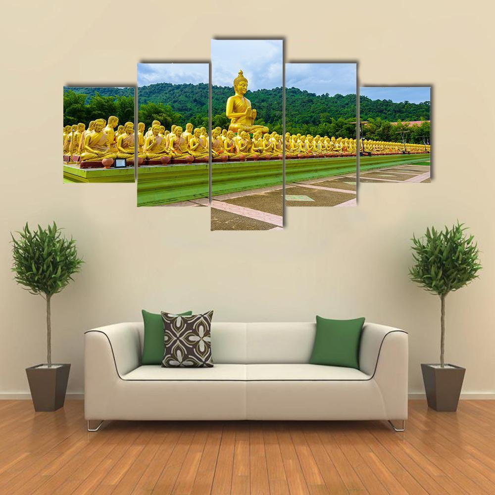 Buddha Statue At Makha Bucha Buddhist Memorial Park Religion.jpg