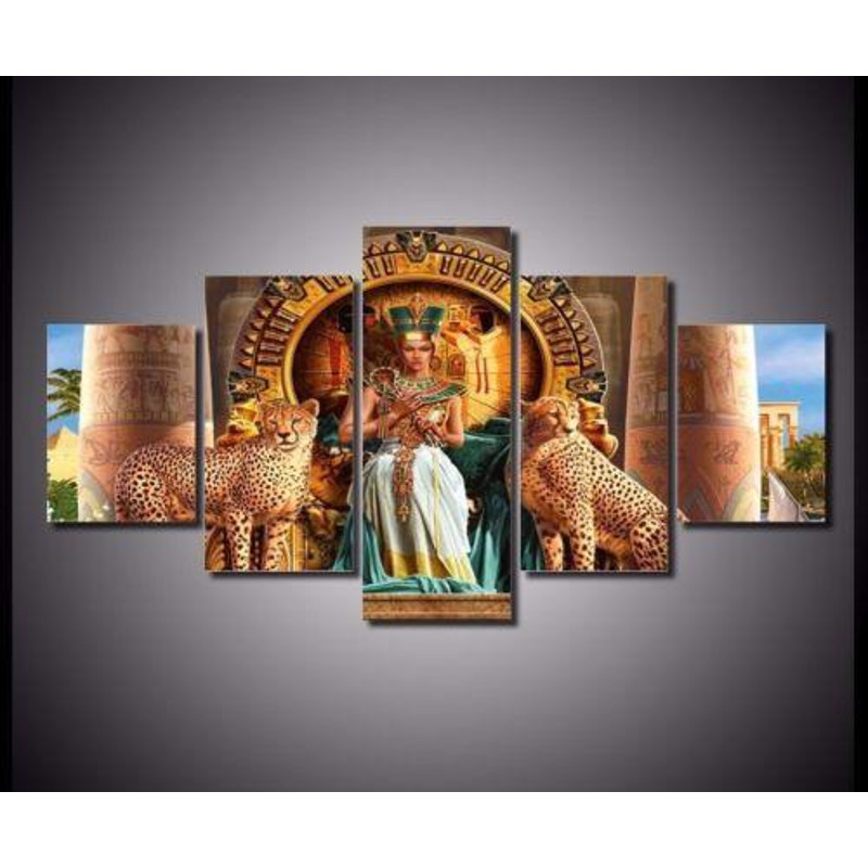 Queen Of Egypt Abstract trungten ULNUL Art.jpg