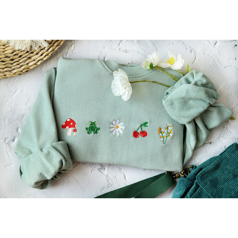 Cute daisy mushroom embroidered sweatshirt,Embroidered Mushroom,Frog,Leaves,crewneck sweatshirt embroidered,vintage sweatshirt.jpg