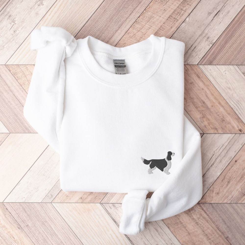 English Springer Spaniel Embroidered Sweatshirt, Spaniel Crewneck, Cute Springer Spaniel Sweater, Spaniel Mom Gift, Spaniels, Spaniel Shirt.jpg