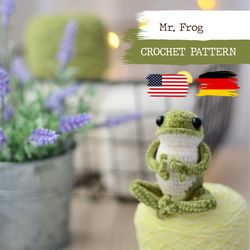 Miniature Frog CROCHET PATTERN PDF, amigurumi frog, crochet frog toy