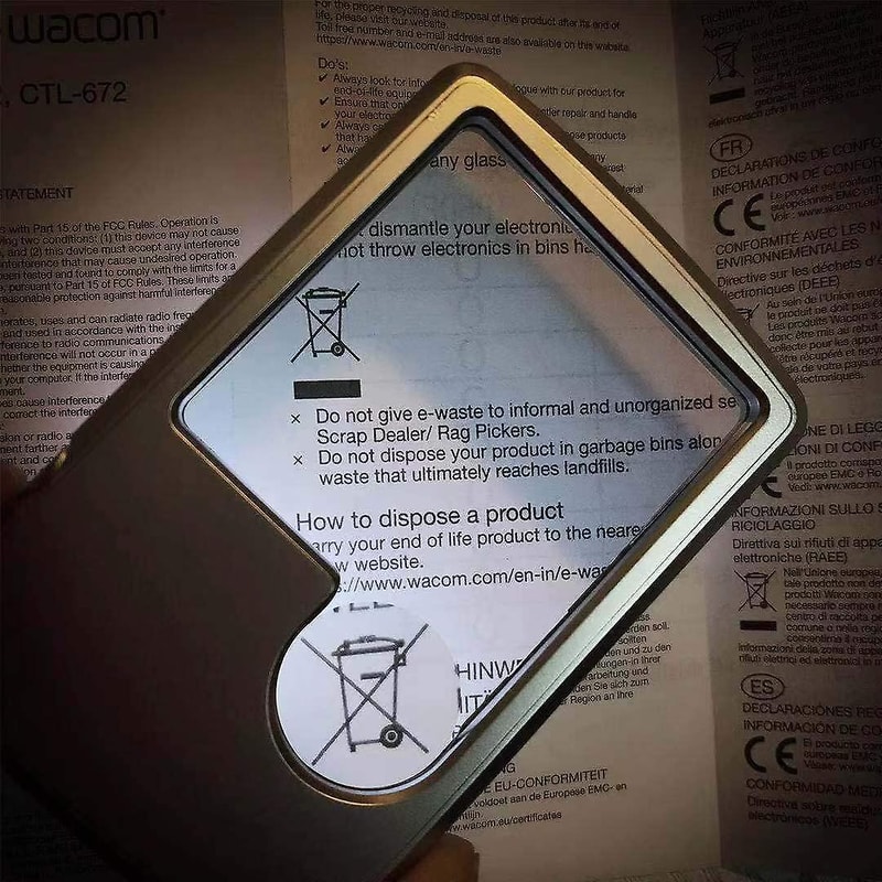 Magnifying Glass Reading Tool With LED Light 4