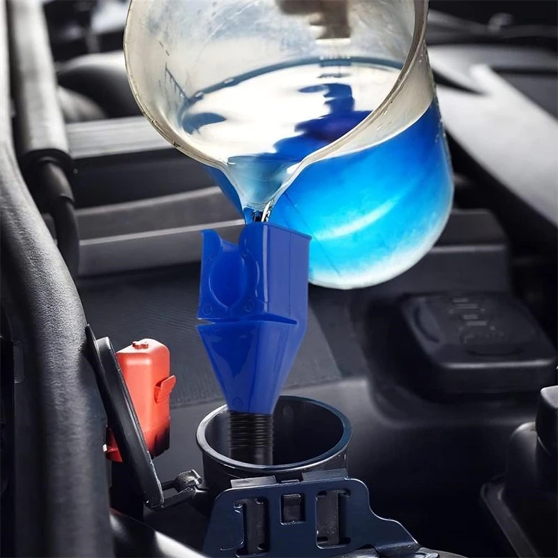 Retractable Auto Flexible Fuel Funnel 1